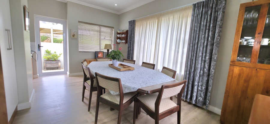 4 Bedroom Property for Sale in Monte Christo Western Cape